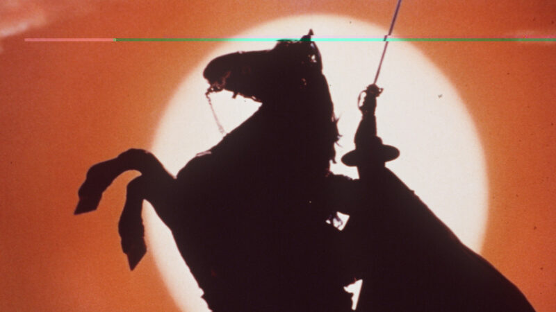 Tornado, el famoso caballo de El Zorro, usaba dobles y se teñía con Koleston